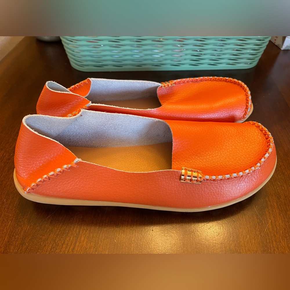 Venus Celia Leather Orange Slip On‘S Rubber Bottoms  US size 7.5 - Picture 2 of 11